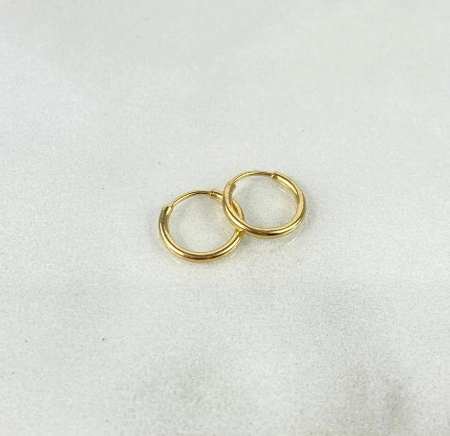 18k Yellow Gold Hoop Earrings